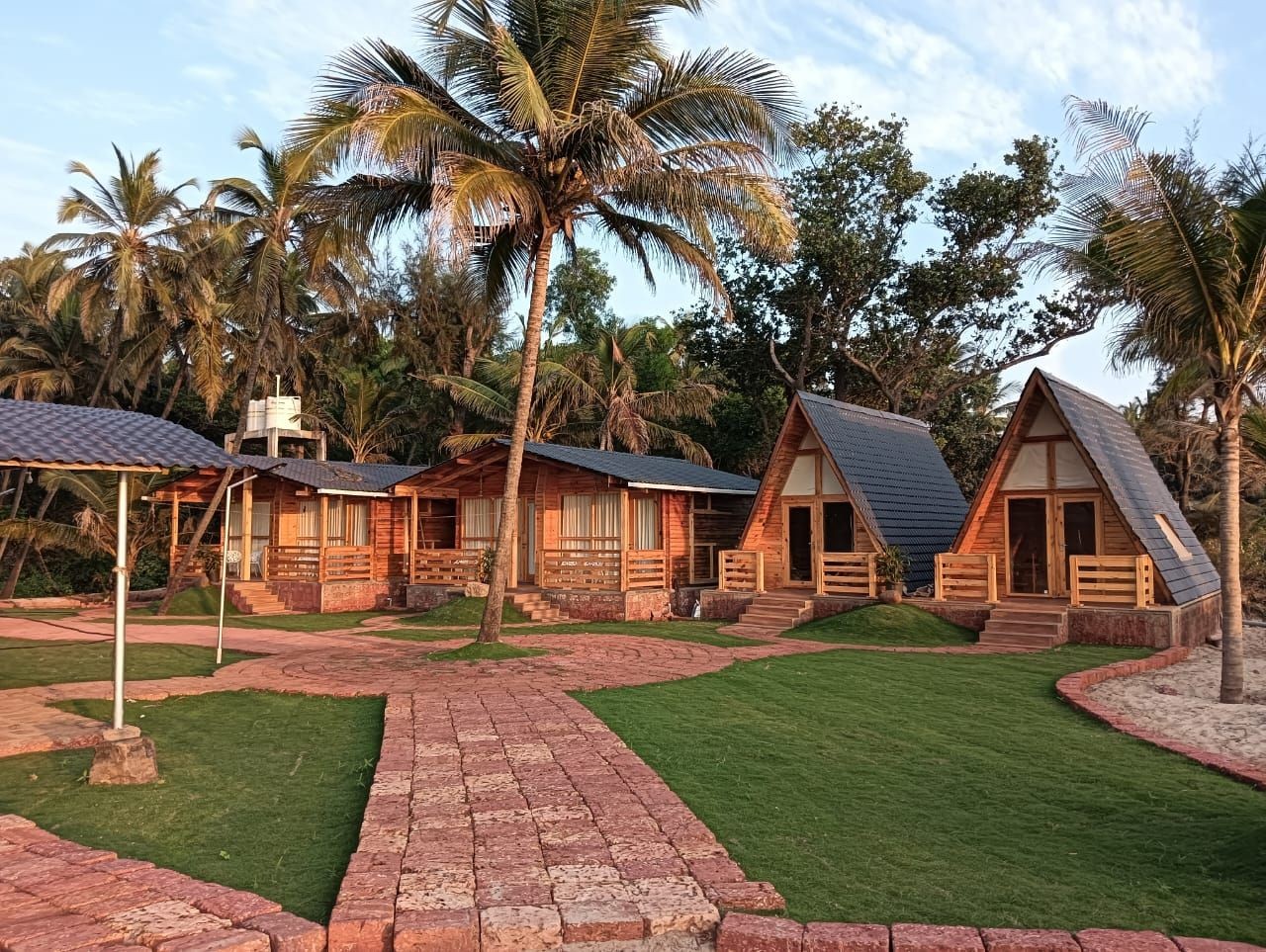 Beach Front Stay in Tarkarli