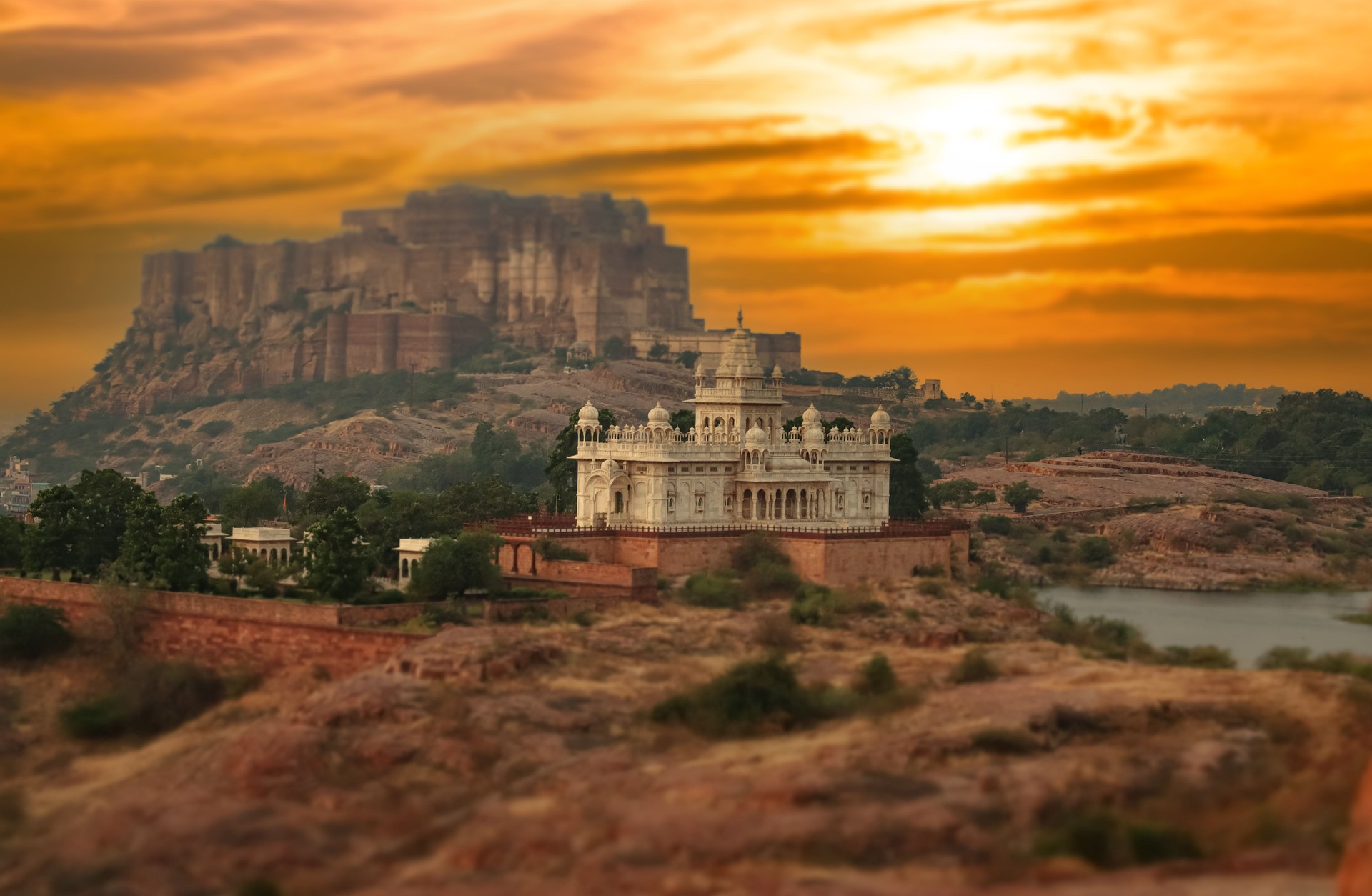 Jaswant Thada is a cenotaph located in Jodhpur, in the Indian state of Rajasthan. Jaisalmer Fort is Tilt shift lens - situated in the city of Jaisalmer, in the Indian state of Rajasthan.